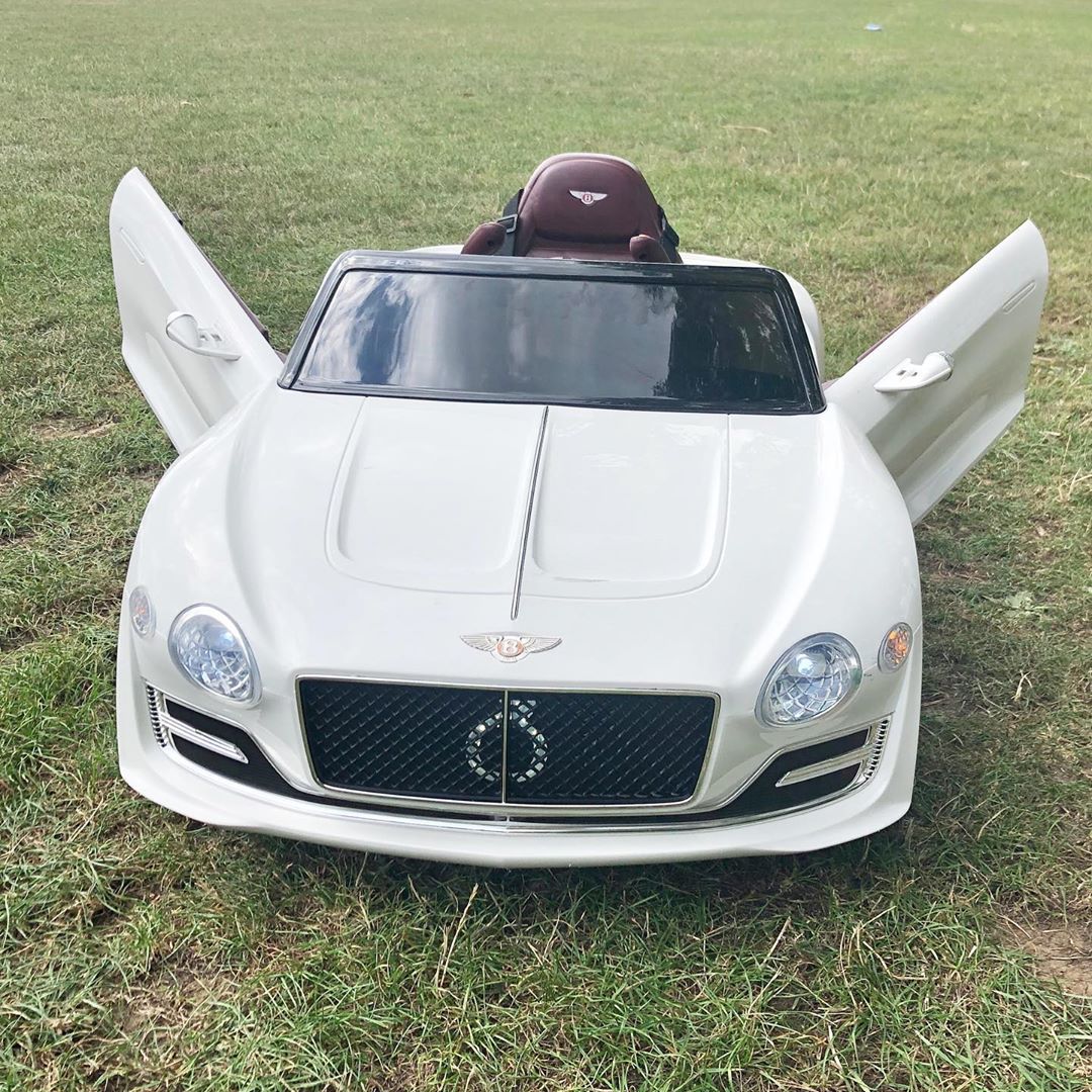 Kids Electric Car Kids Ride on Toys W/ LED Lights